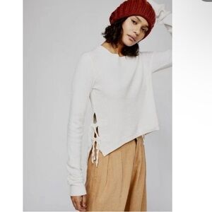 Free People One Interlakken white thermal long sleeve top with tie sides. Large